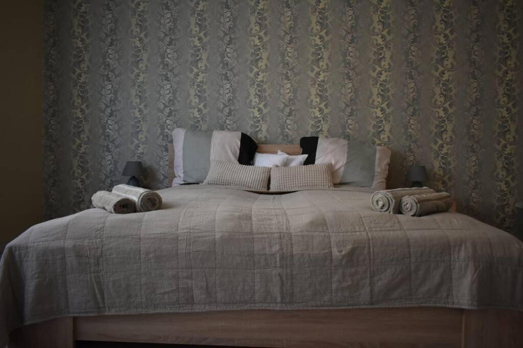 Kenyelmes Lakas Jo Helyen Apartment Будапеща Екстериор снимка