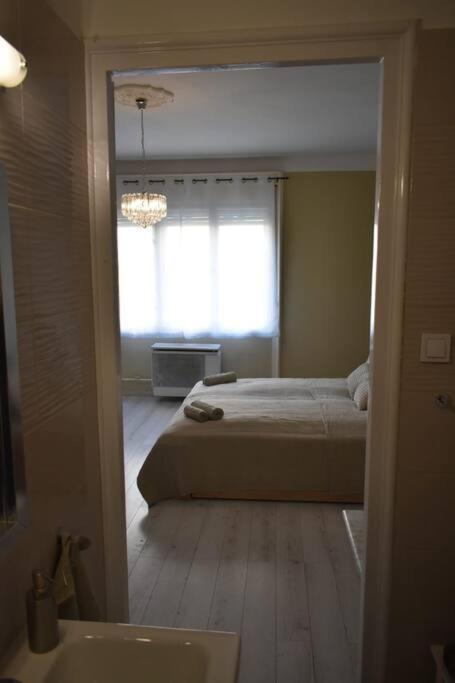 Kenyelmes Lakas Jo Helyen Apartment Будапеща Екстериор снимка